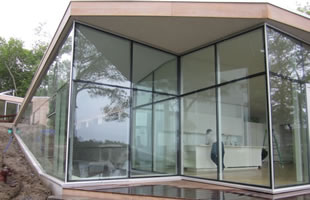 Private Residence in Maine. Designed by Toshiko Mori Architects. Glass and curtainwall by O&P Glass.